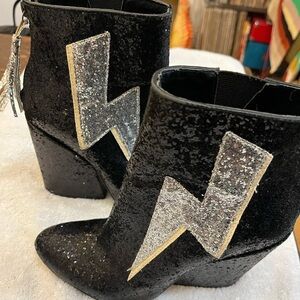 YRU Ziggy Glitter Lightning Bolt Heel Booties. Black and silver sparkles
